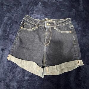 COPY - Judy Blue shorts